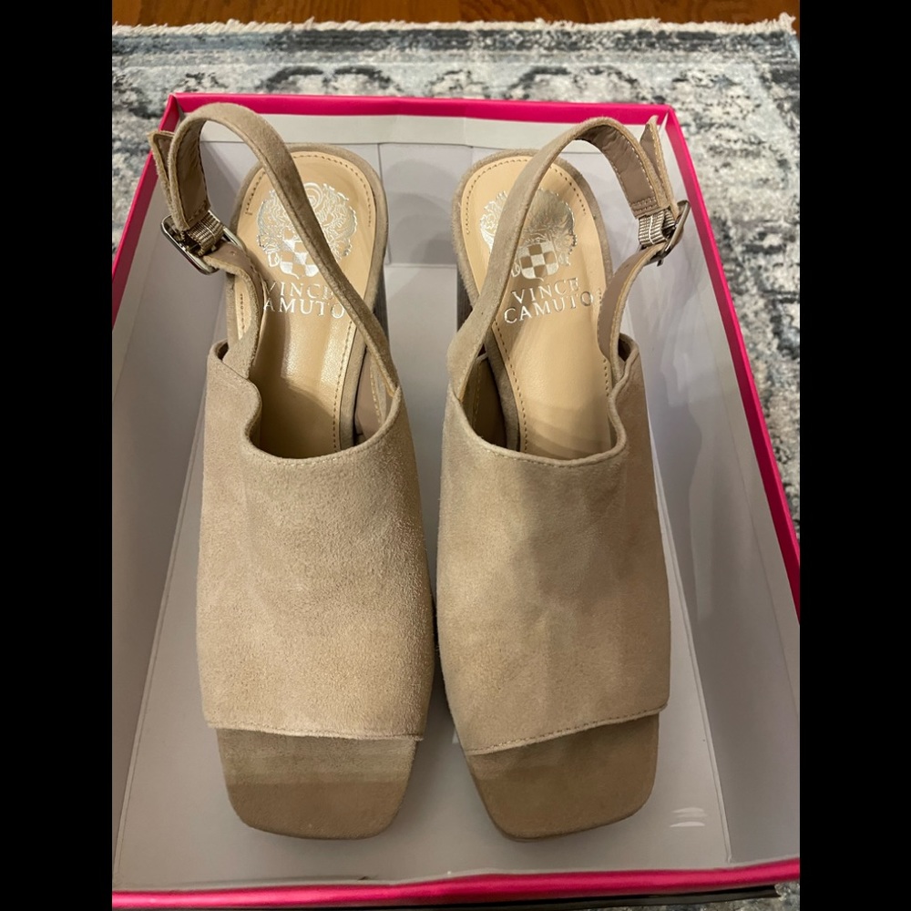Vince Camuto Sovetta - Picture 10 of 10